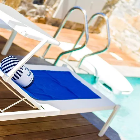 Marvelous Rethymno Kokushibo 2 Bedrooms Front Private Outdoor Swimming Pool And Hot Tub Pigianos Kampos (Crete)